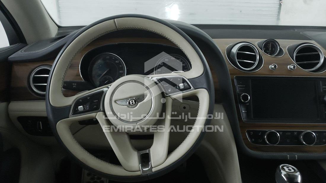 2020 Bentley Bentayga for sale in UAE SJAAJ2ZV1LC027322 409116