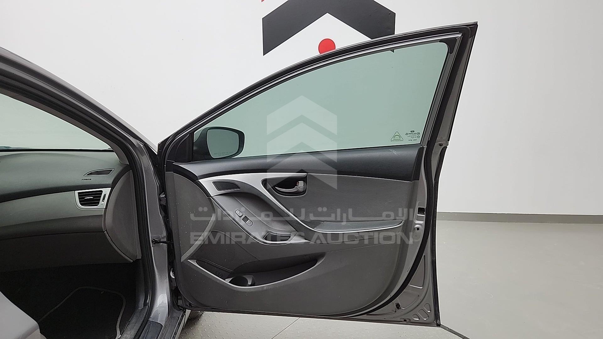 2011 HYUNDAI ELANTRA VIN: KMHDH4AE2BU081960