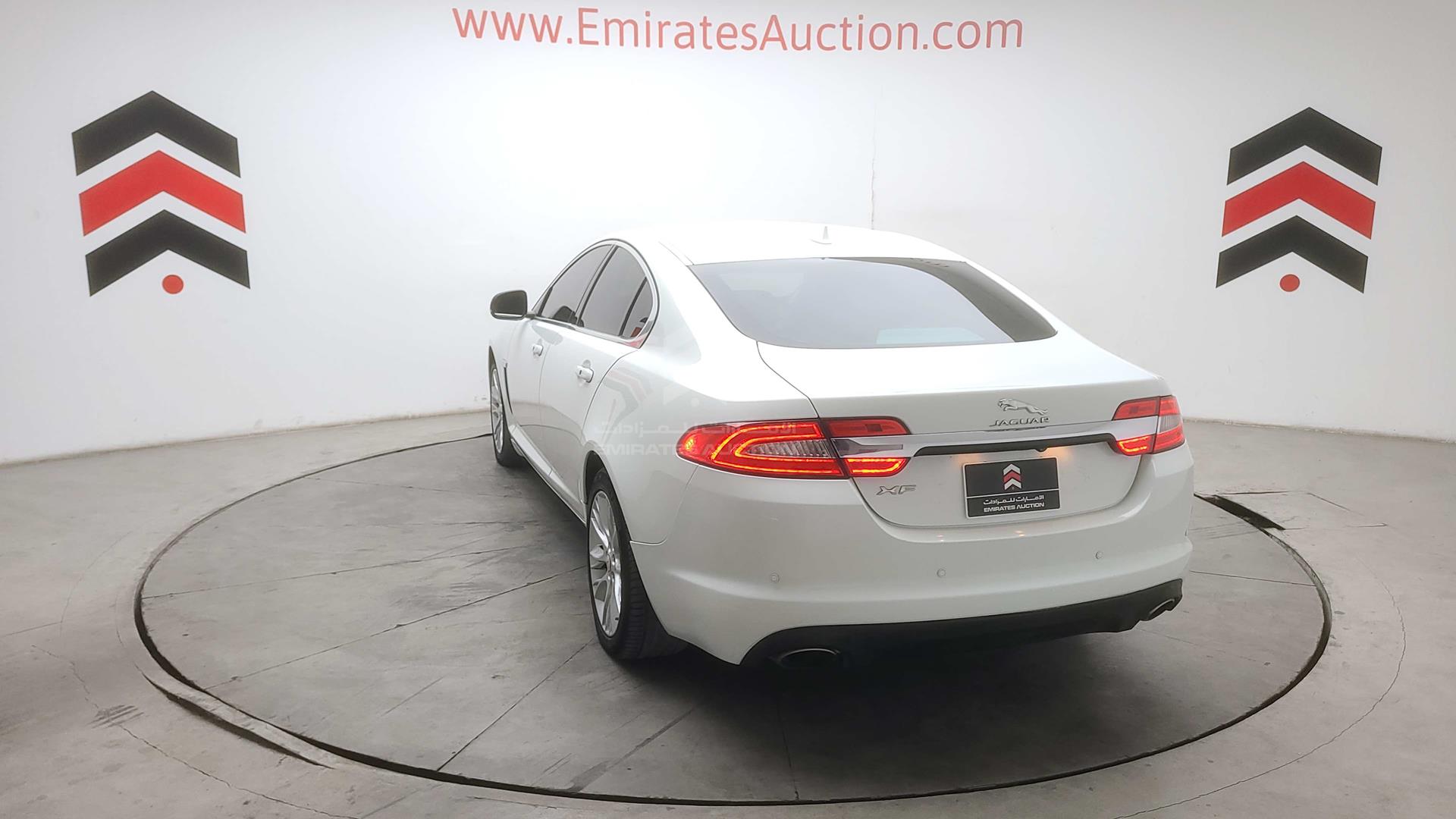 2015 JAGUAR XF VIN: SAJAA05NXFPU68552