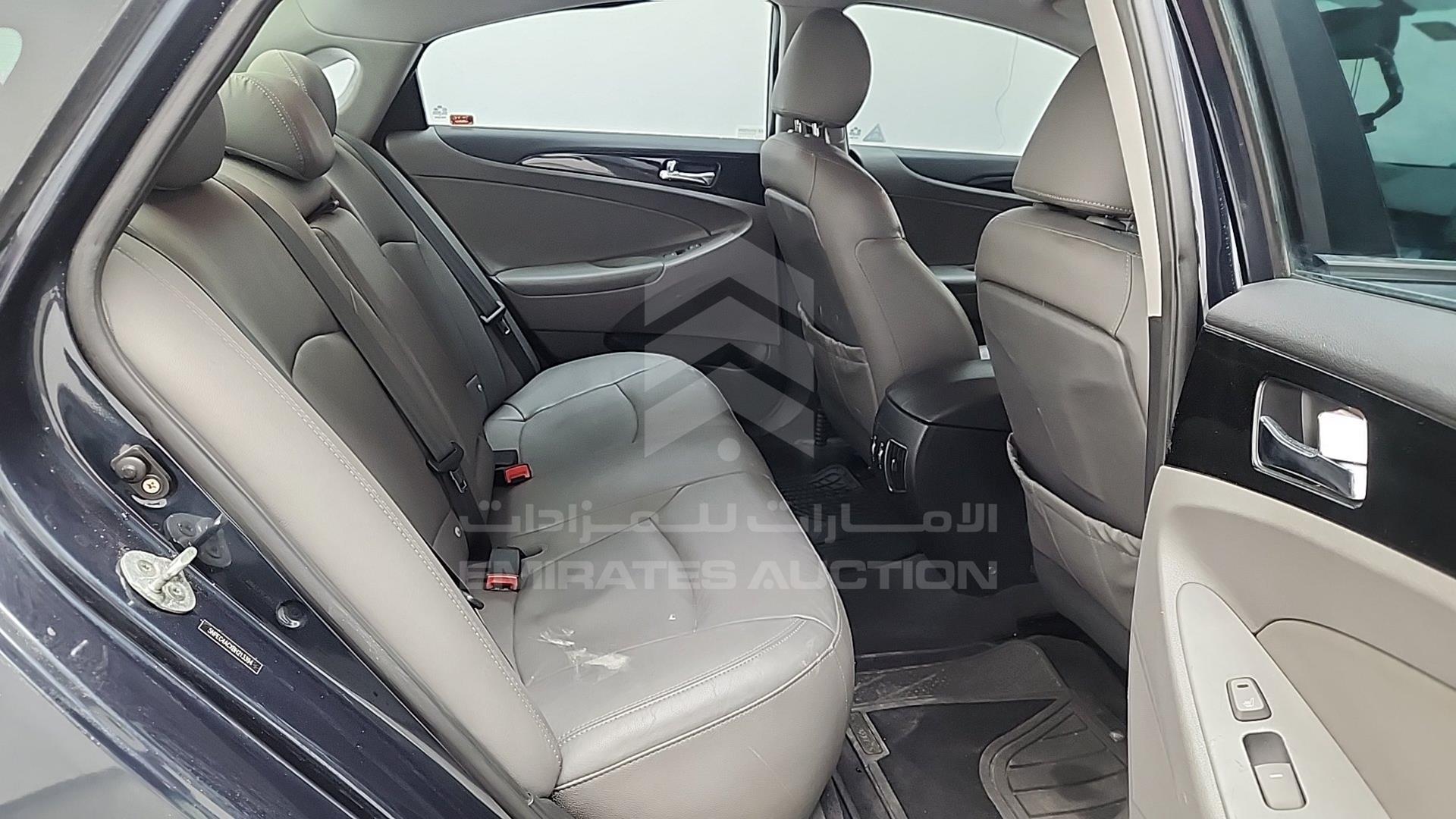 2011 HYUNDAI SONATA VIN: 5NPEC4ACXBH213394