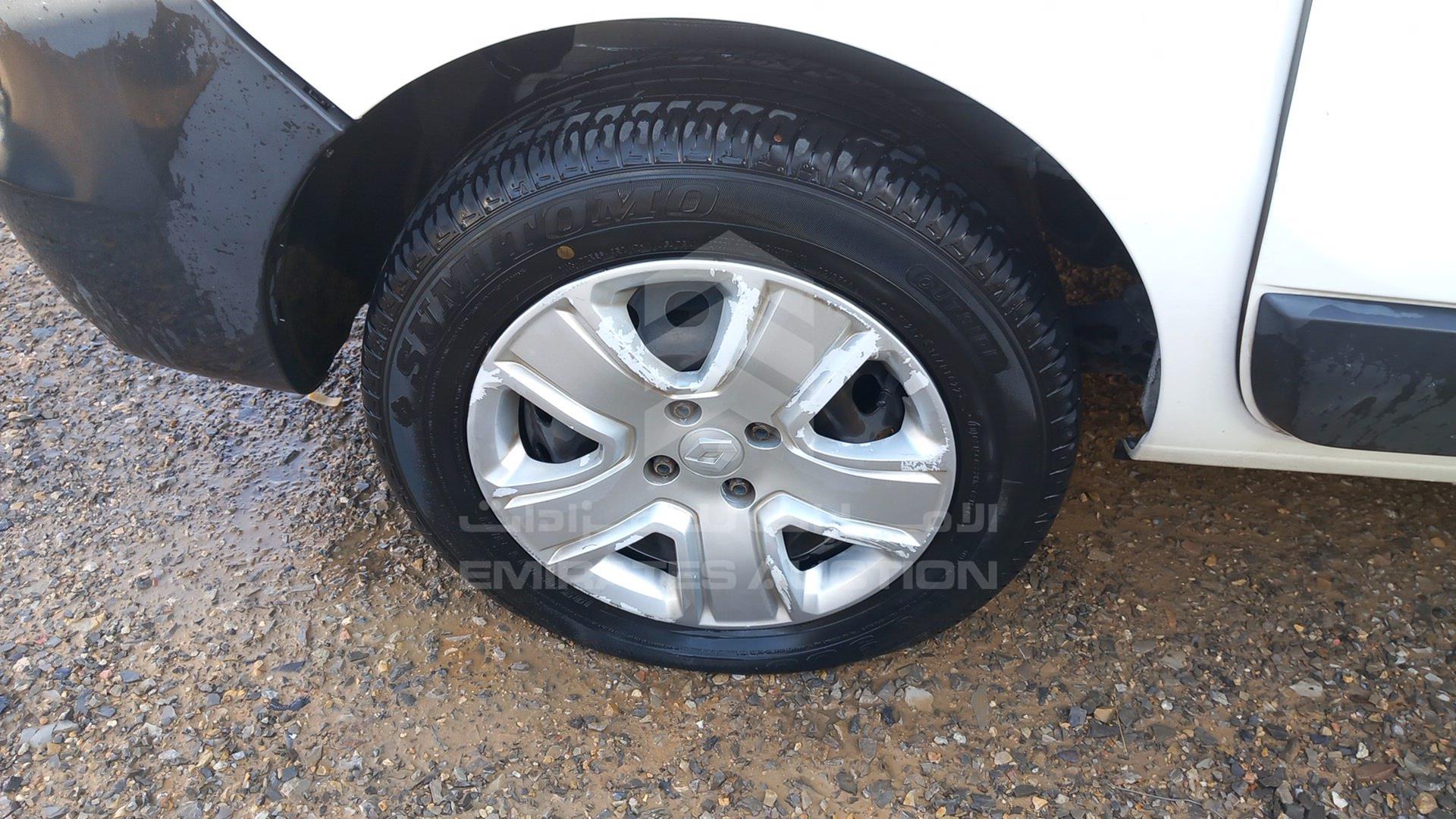 2019 RENAULT DOKKER VIN: VF18SRB40KG449625