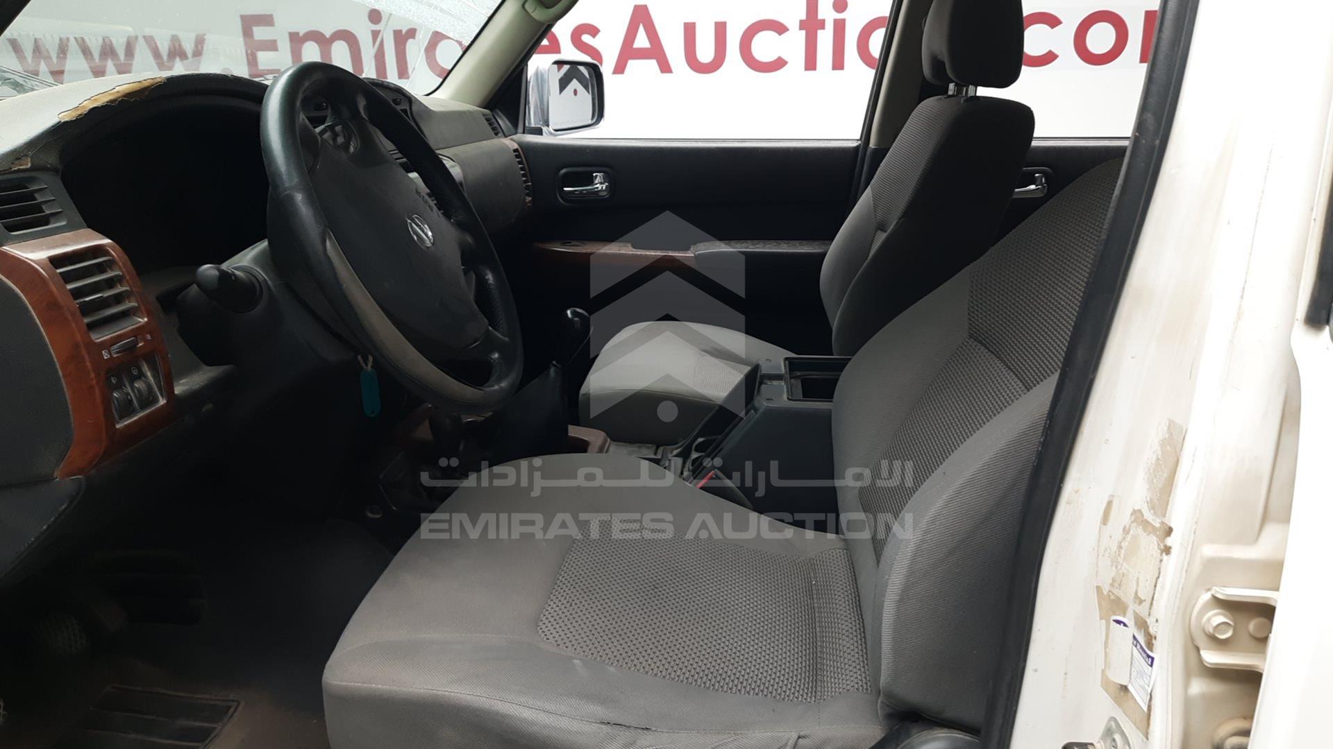 2010 NISSAN PATROL VIN: JN8FY15Y8AX581123