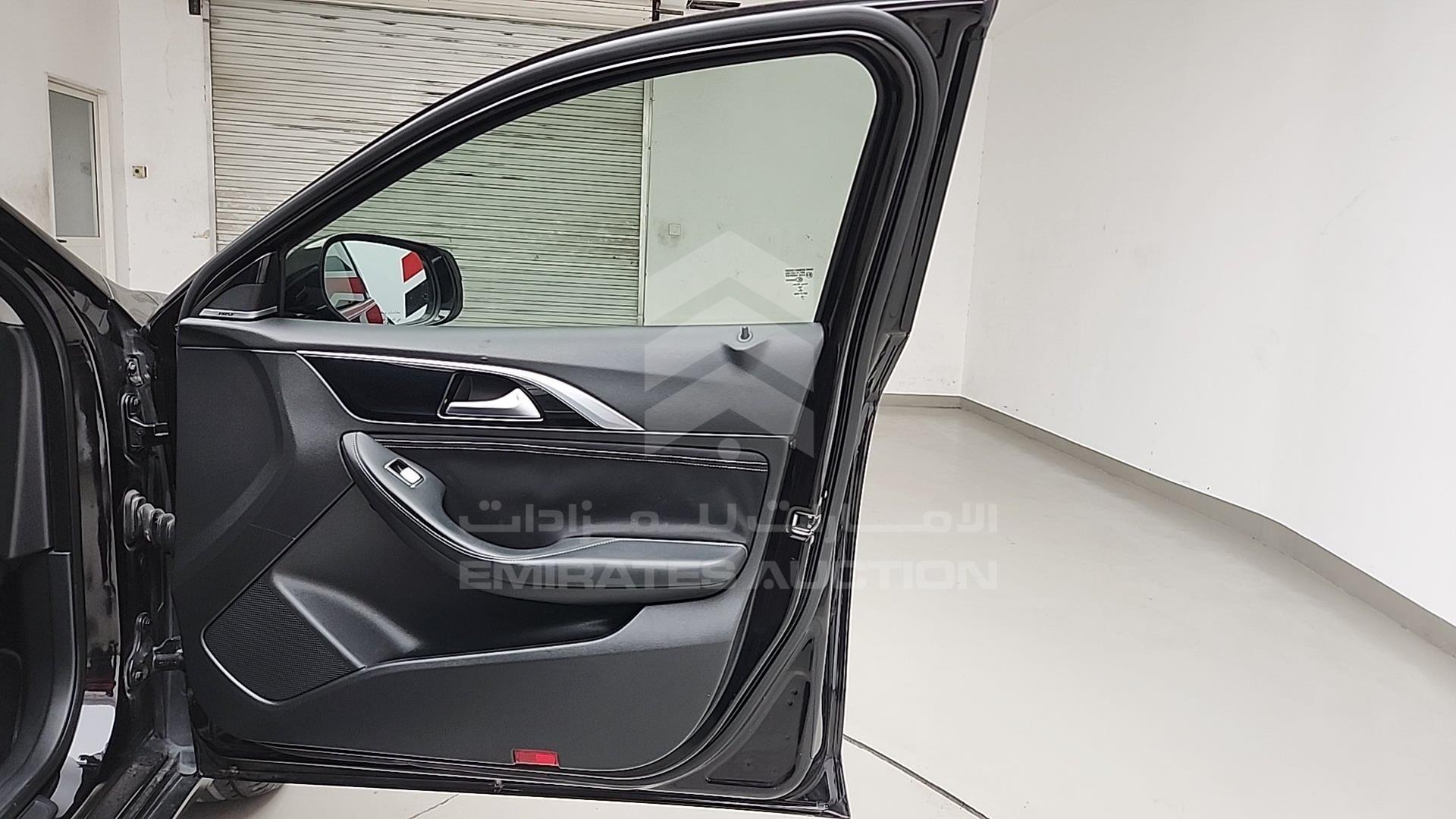 2017 INFINITI Q 30 VIN: SJKDH5CP0HA019148