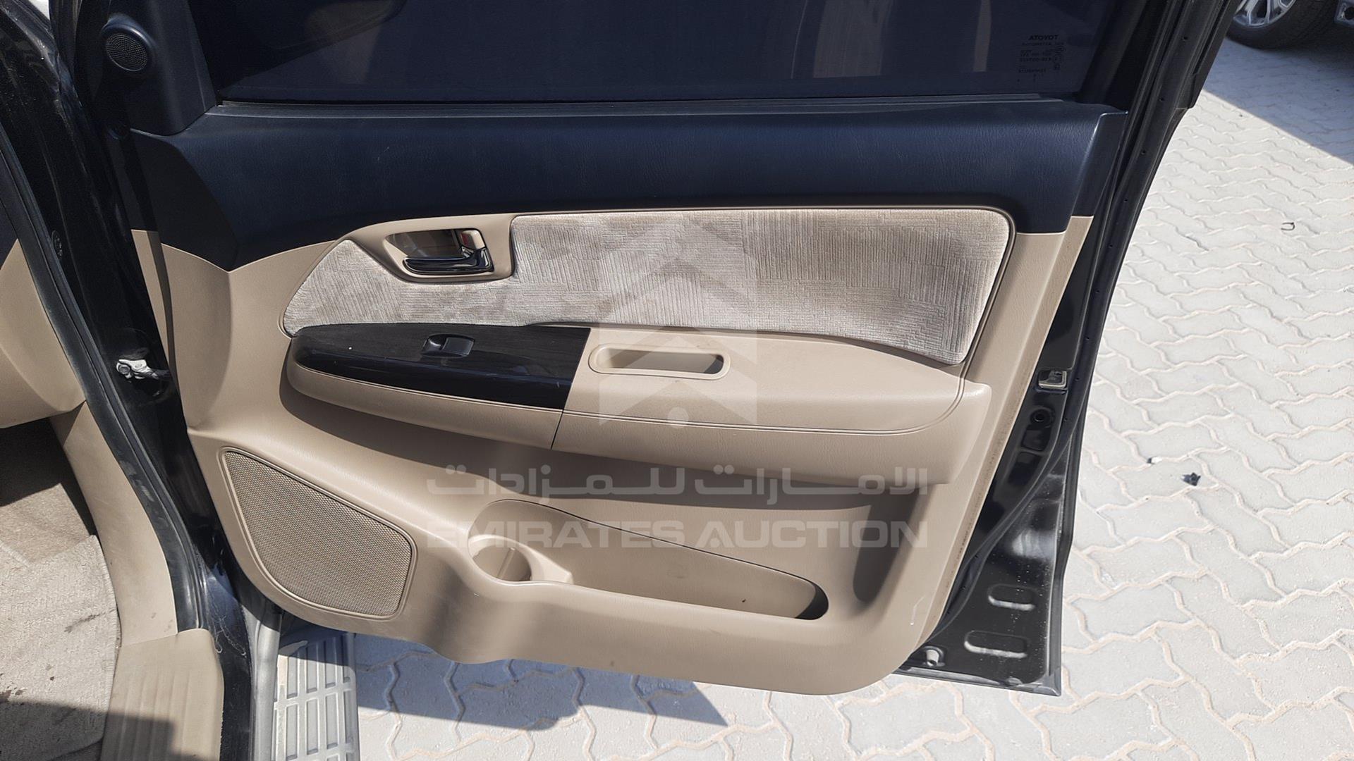 2014 TOYOTA FORTUNER VIN: MHFYU59GXE7032347