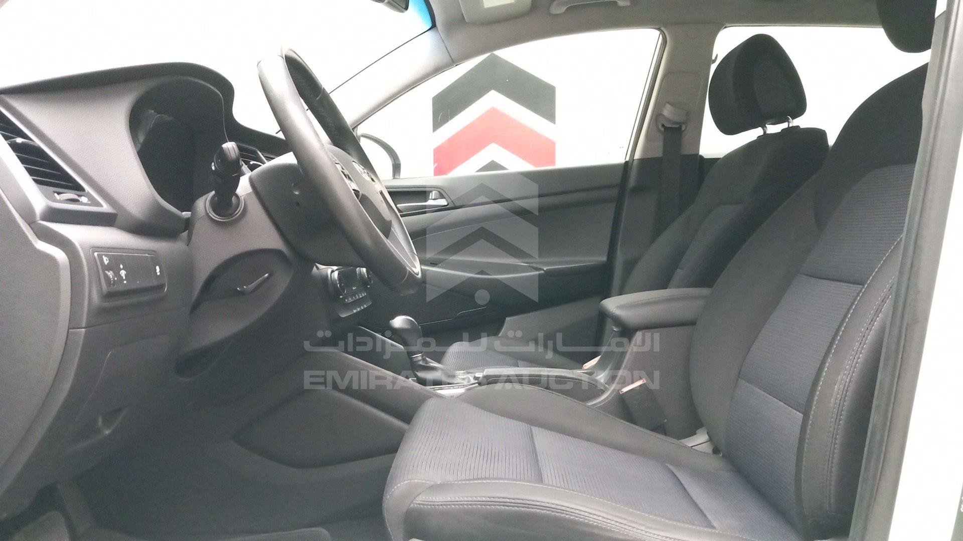 2017 HYUNDAI TUCSON VIN: TMAJ381B7HJ191503