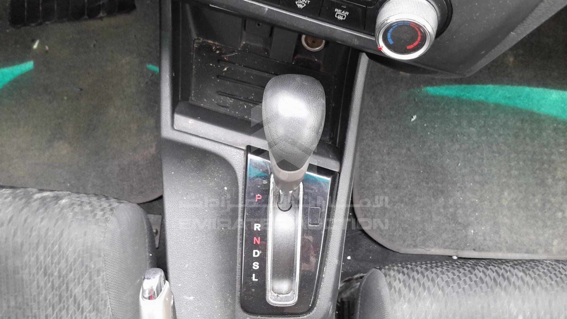 2015 HONDA CIVIC VIN: 19XFB2F52FE237057