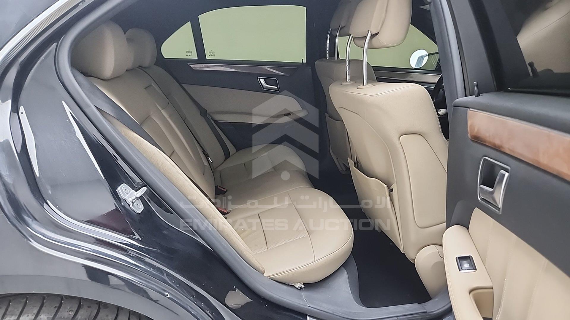 2012 MERCEDES E350 VIN: WDDHF5KB1CA554231