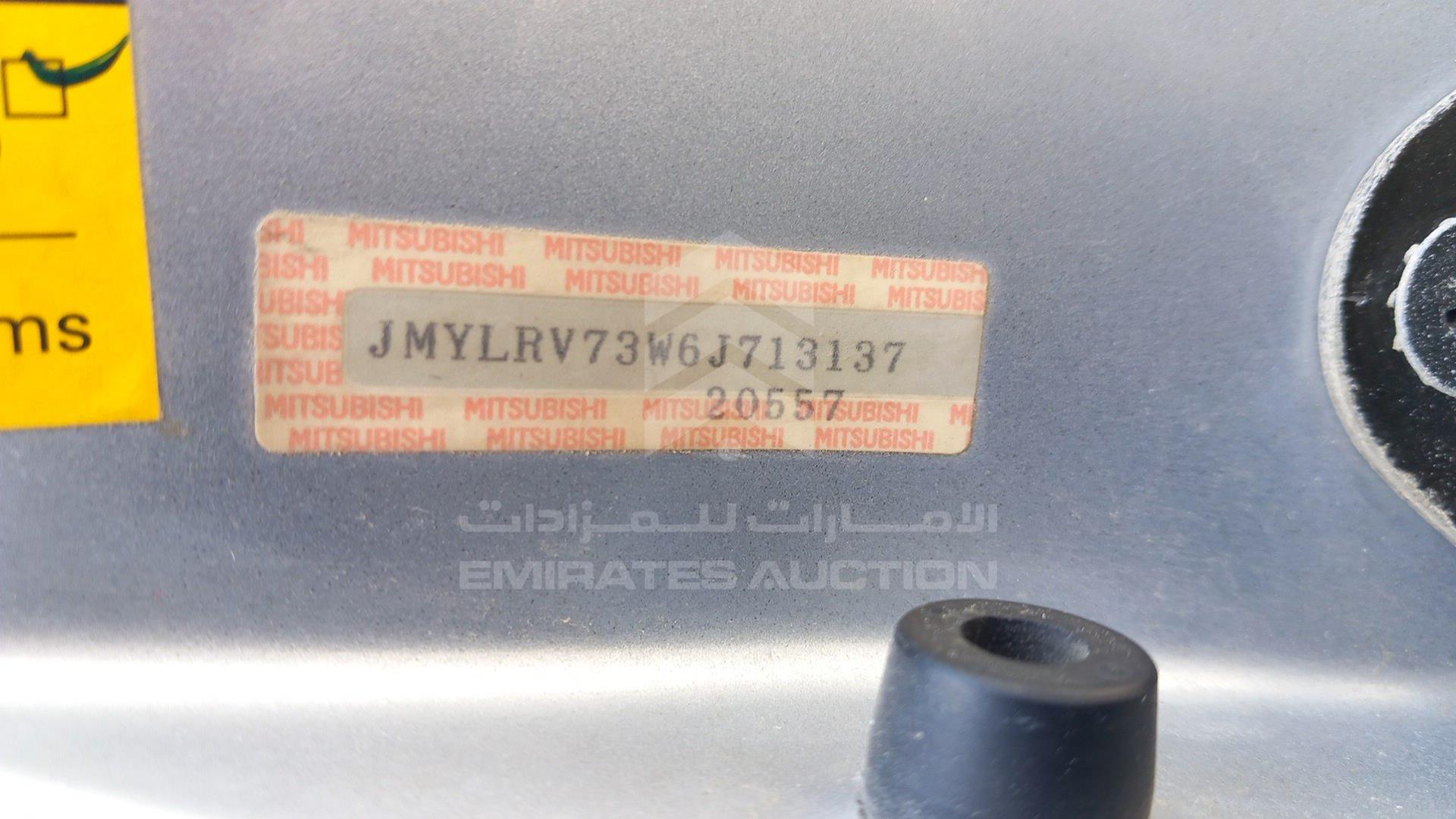 2006 MITSUBISHI PAJERO VIN: JMYLRV73W6J713137