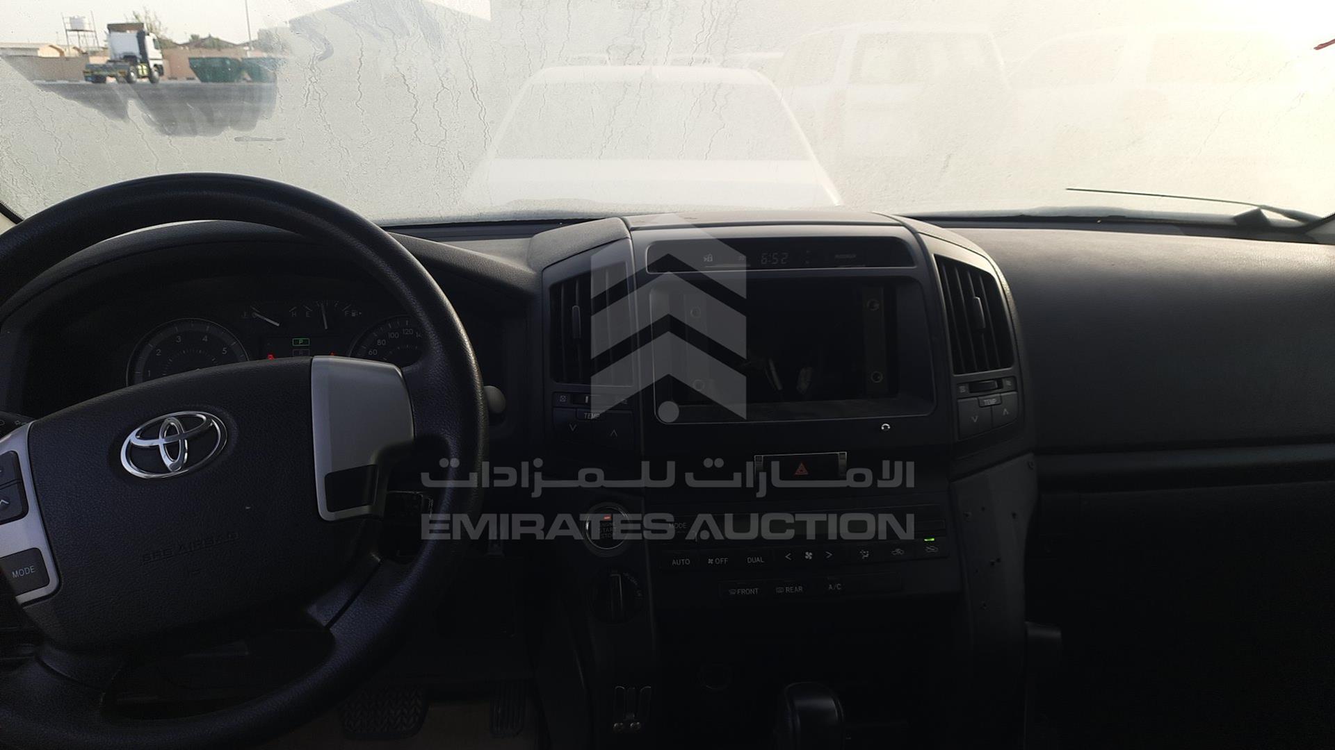 2012 TOYOTA LAND CRUISER VIN: JTMDU09J0C5057615
