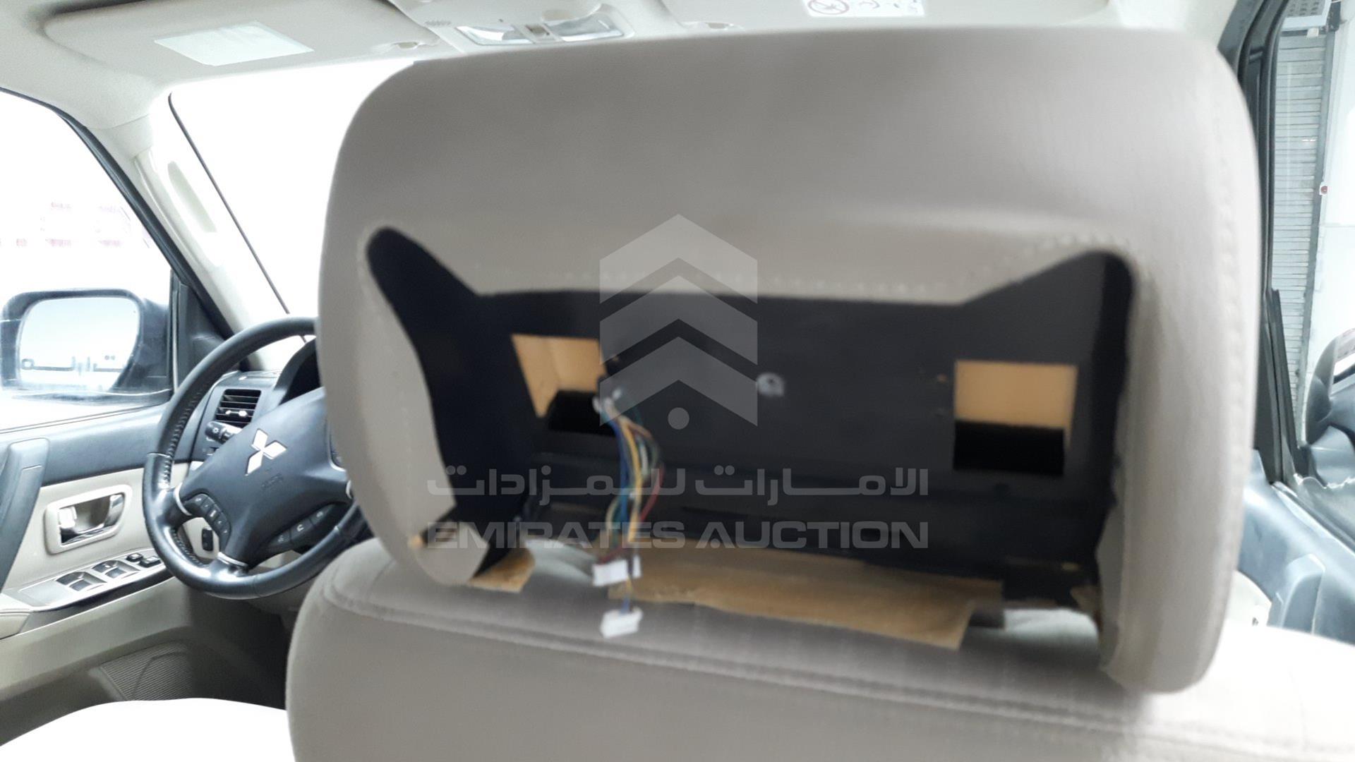 2017 MITSUBISHI PAJERO VIN: JE4MR62N3HJ705986