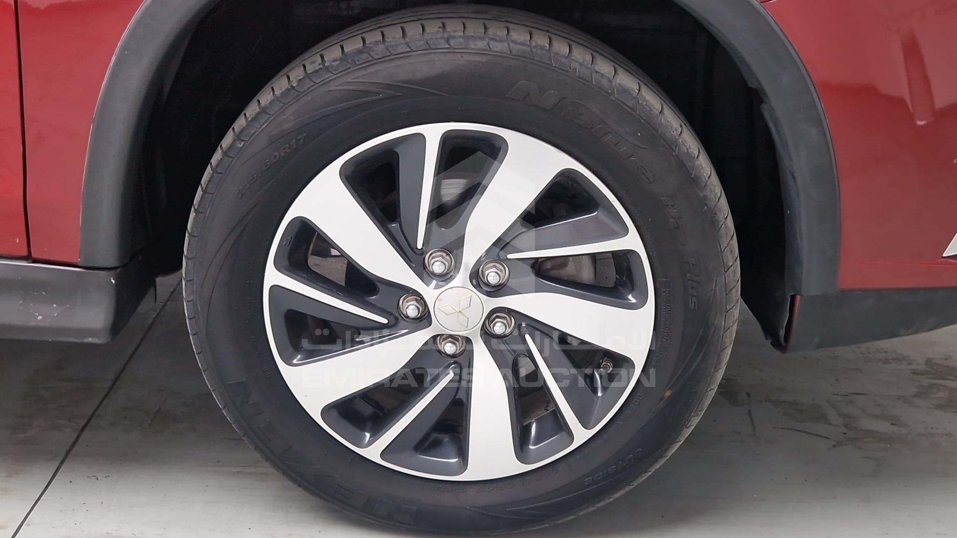 2017 MITSUBISHI ASX VIN: JE4LP21U6HZ700429