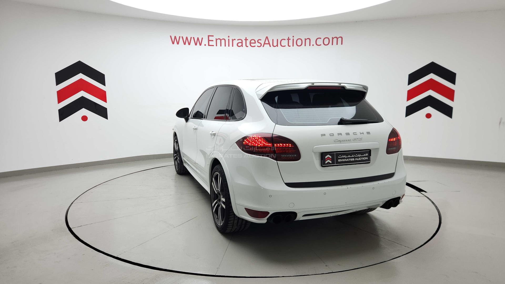 2013 PORSCHE CAYENNE GTS VIN: WP1ZZZ92ZDLA76369