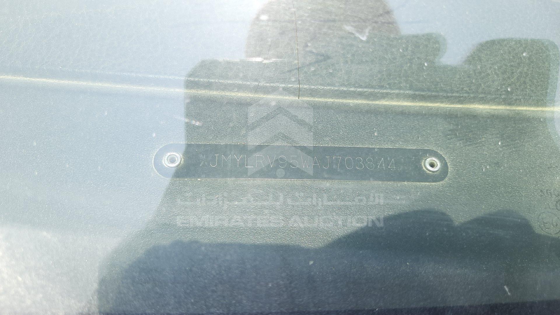 2010 MITSUBISHI PAJERO VIN: JMYLRV95WAJ703844