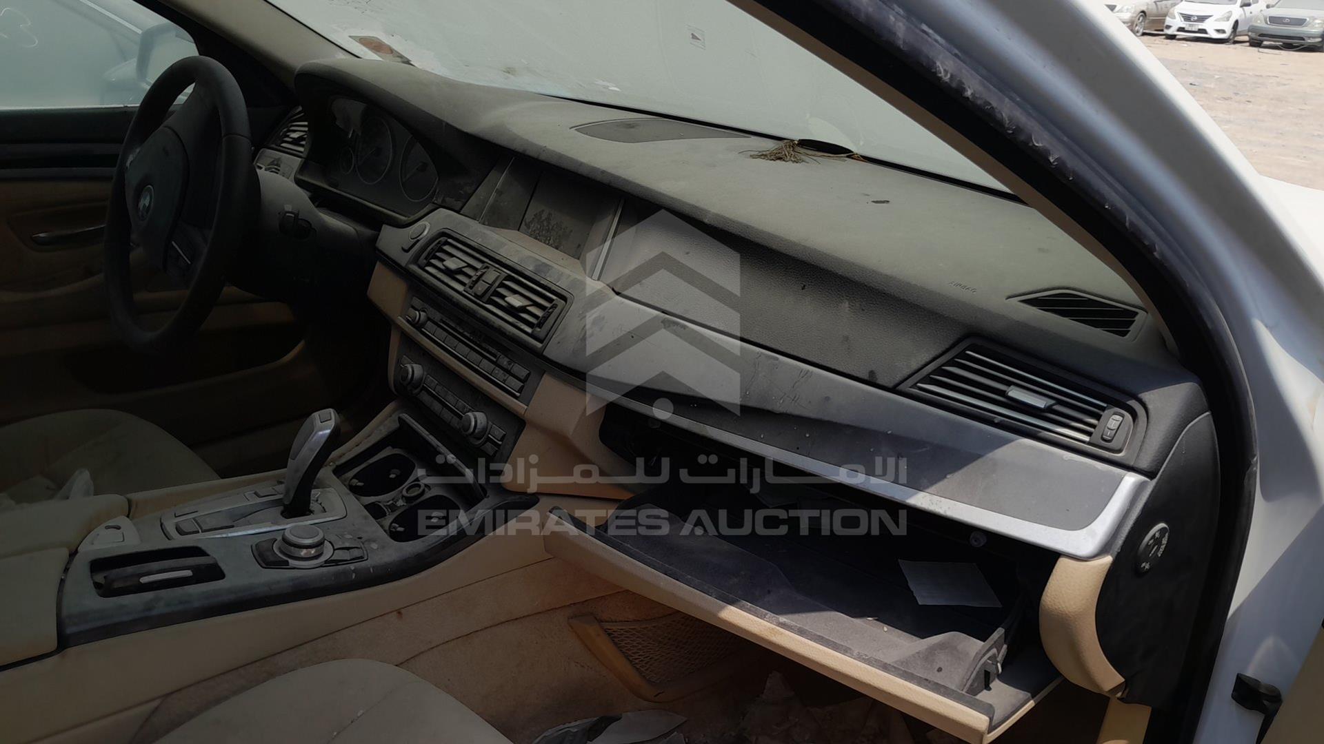 0 BMW 520 I VIN: WBA5A3101ED004865
