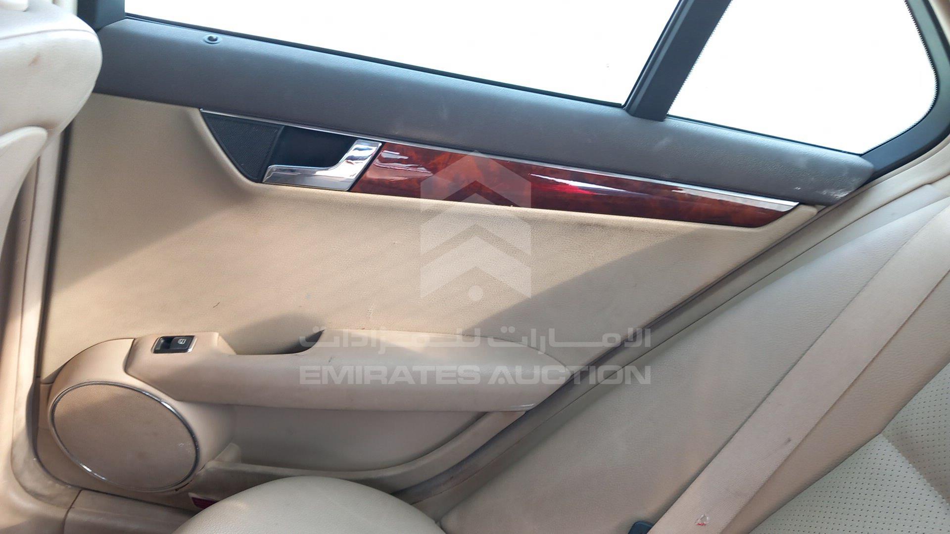 2009 MERCEDES C 180 VIN: WDDGF46X99A240024