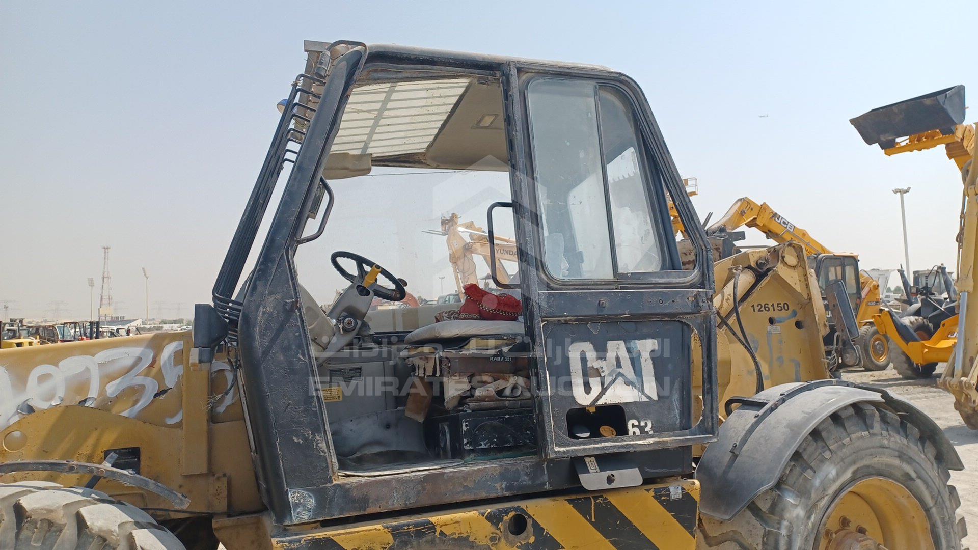2002 CATERPILLAR --- VIN: CAT0TH63V5WM07591