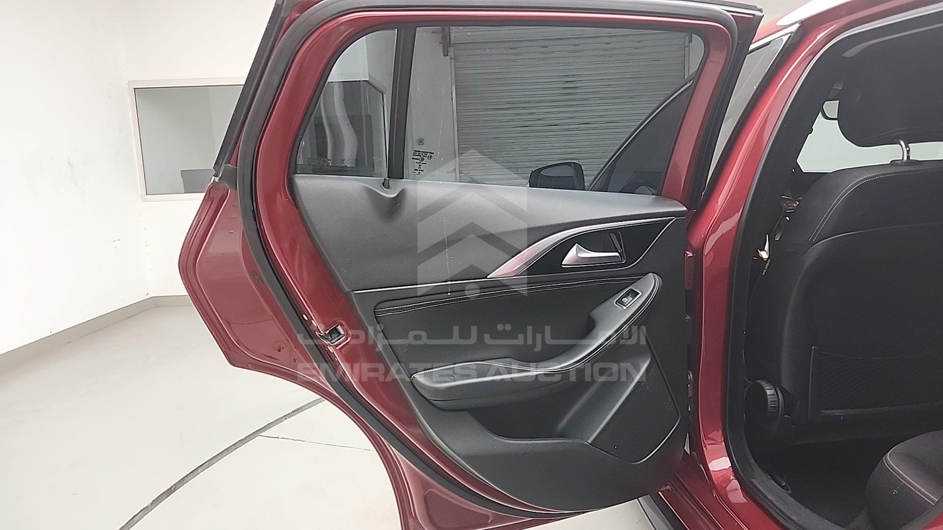 2017 INFINITI Q 30 VIN: SJKDH5CP2HA033598
