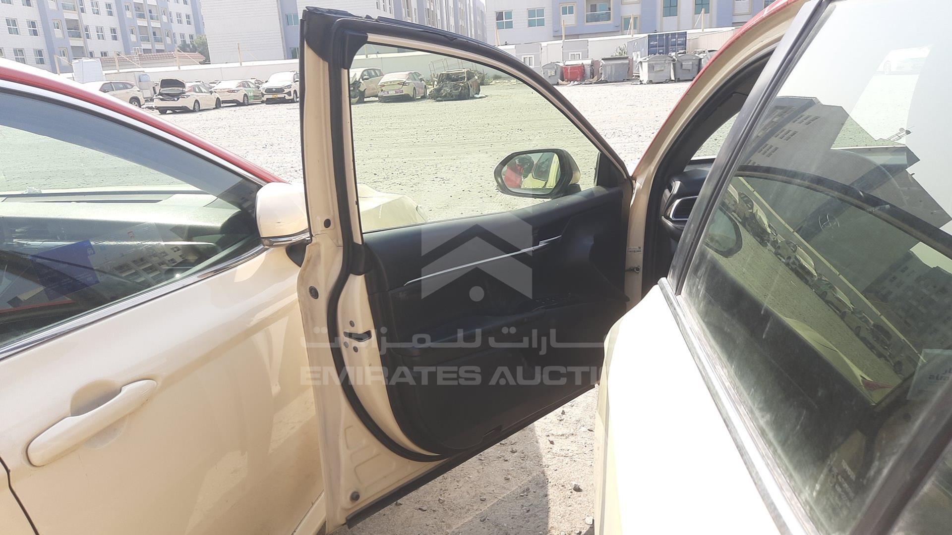 2018 TOYOTA CAMRY VIN: JTNB29HK3J3011986