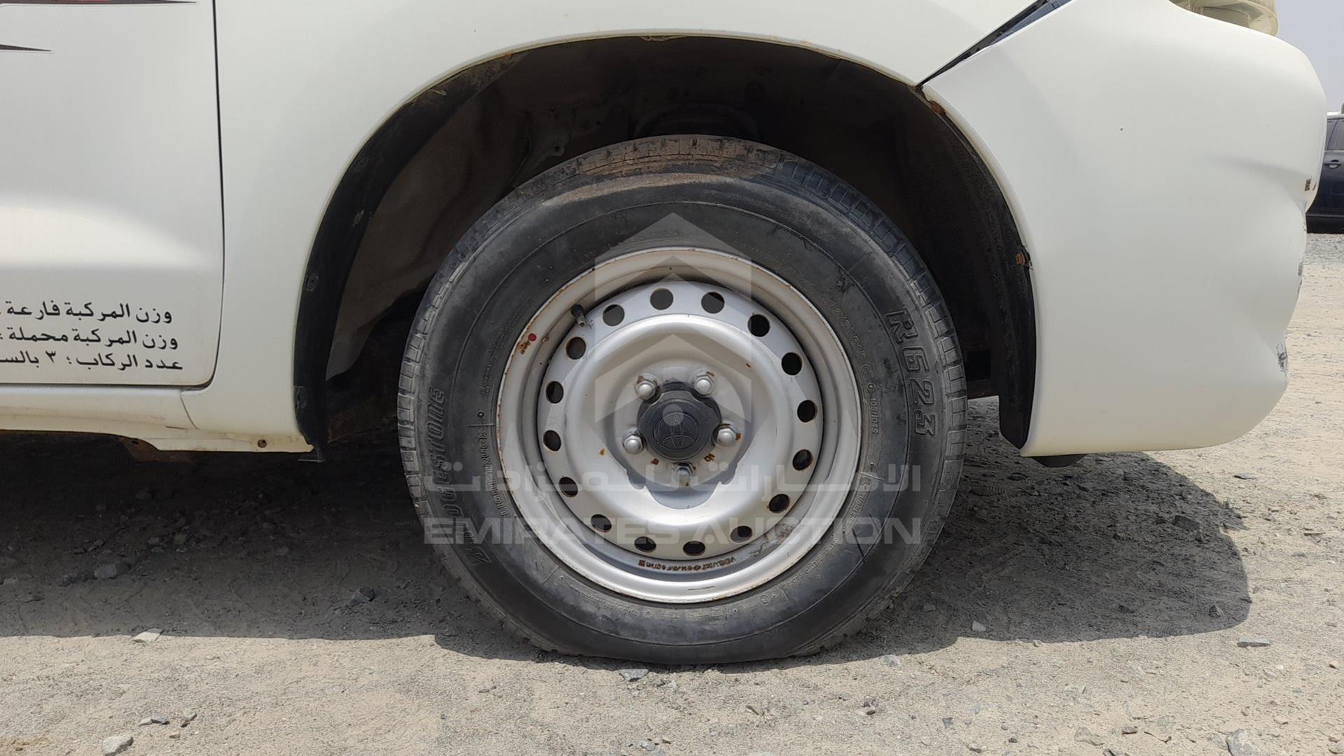 2014 TOYOTA HILUX VIN: MR0CW12G4E0033457
