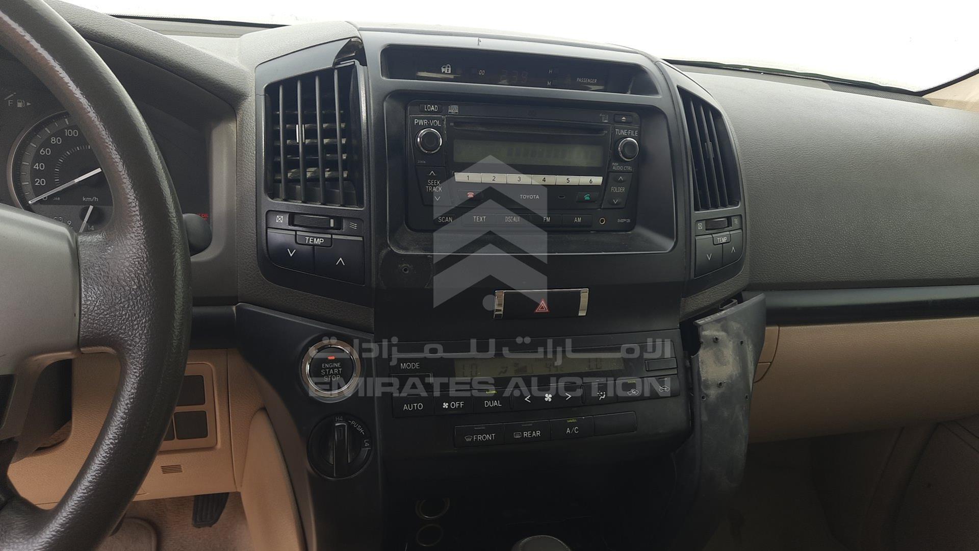 2014 TOYOTA LAND CRUISER VIN: JTMDU09J3E4094988
