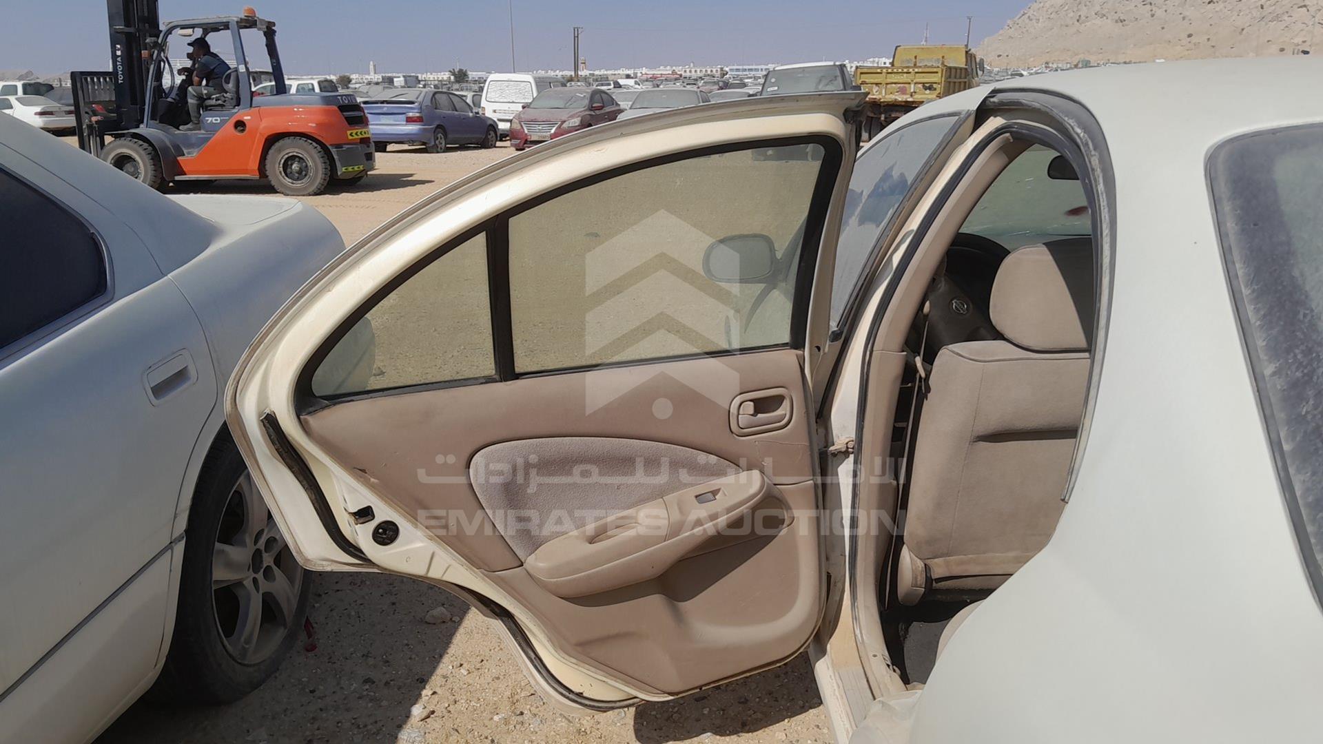 2004 NISSAN SUNNY VIN: JN1FN61C34W066670