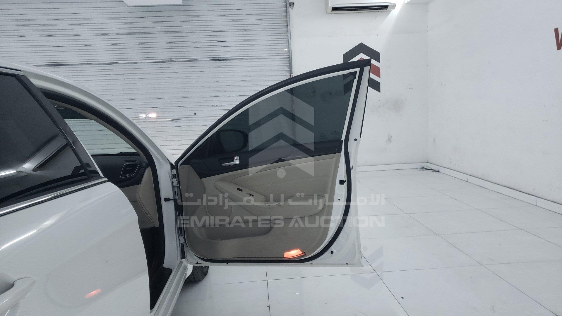 KNALM4145F5184418 - 2015 Kia Cadenza - #428605