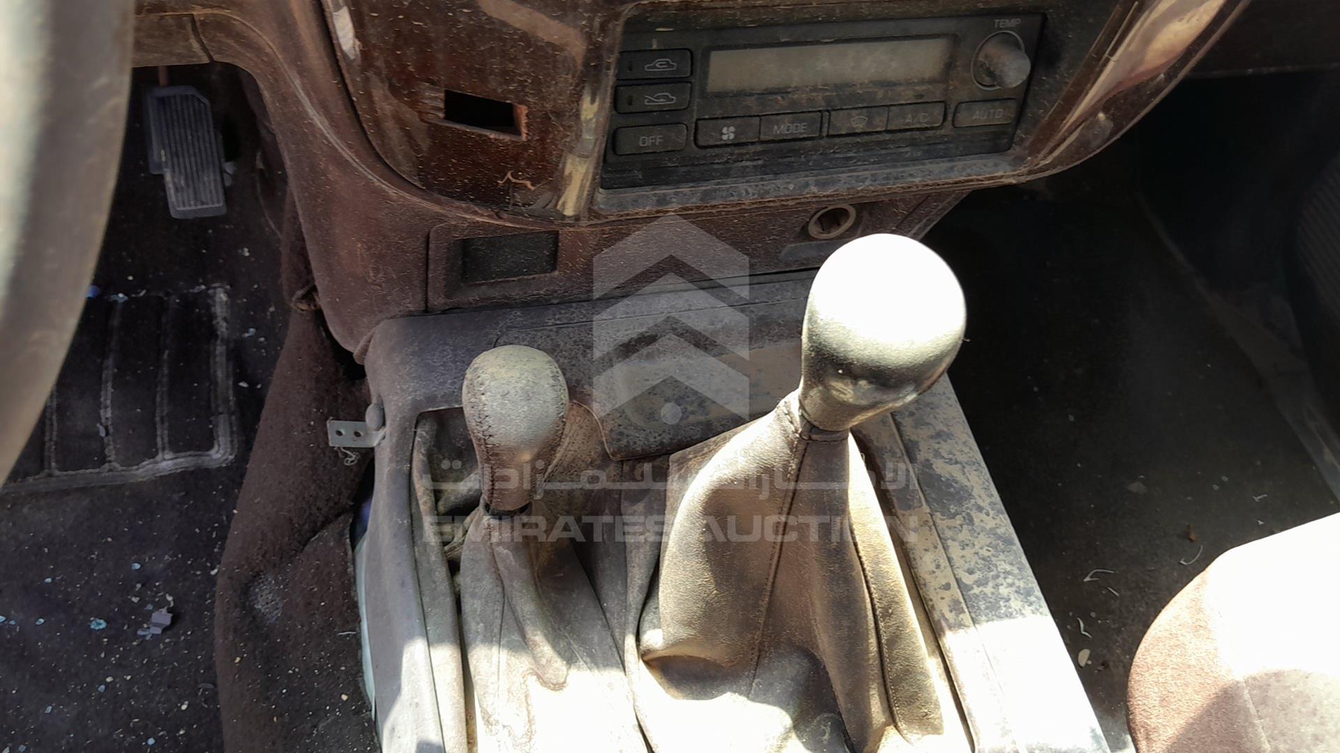 1998 NISSAN PATROL VIN: JN1TBSY61Z0401182