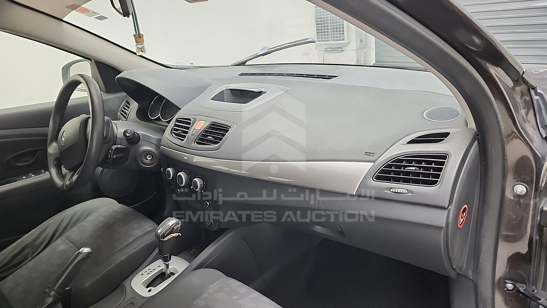 2014 RENAULT FLUENCE VIN: VF1LZLET9EC279640