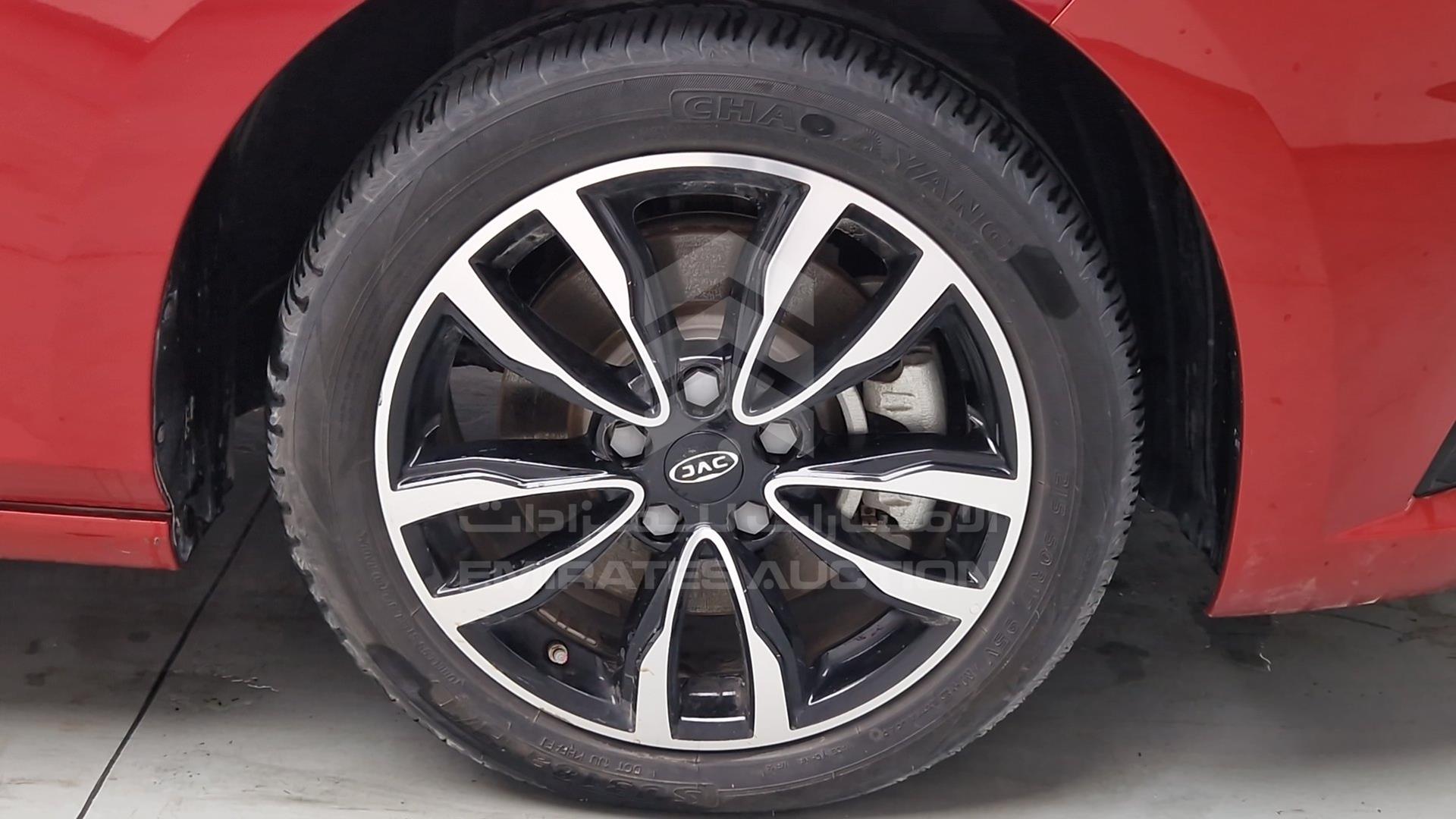 2023 JAC J7 VIN: LJ12FKT31P4015601