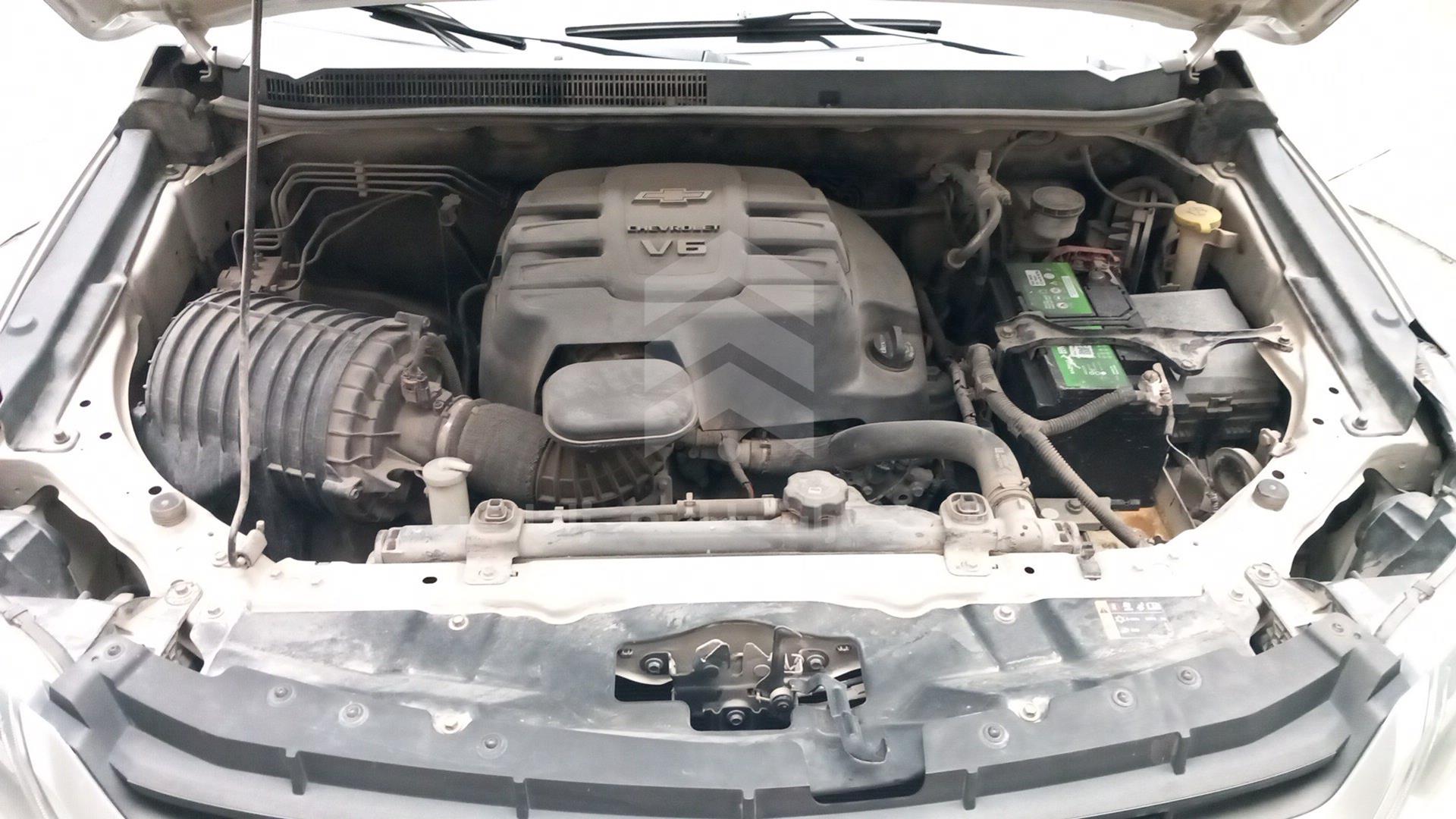2018 CHEVROLET TRAILBLAZER VIN: MMM156FB8JH615272