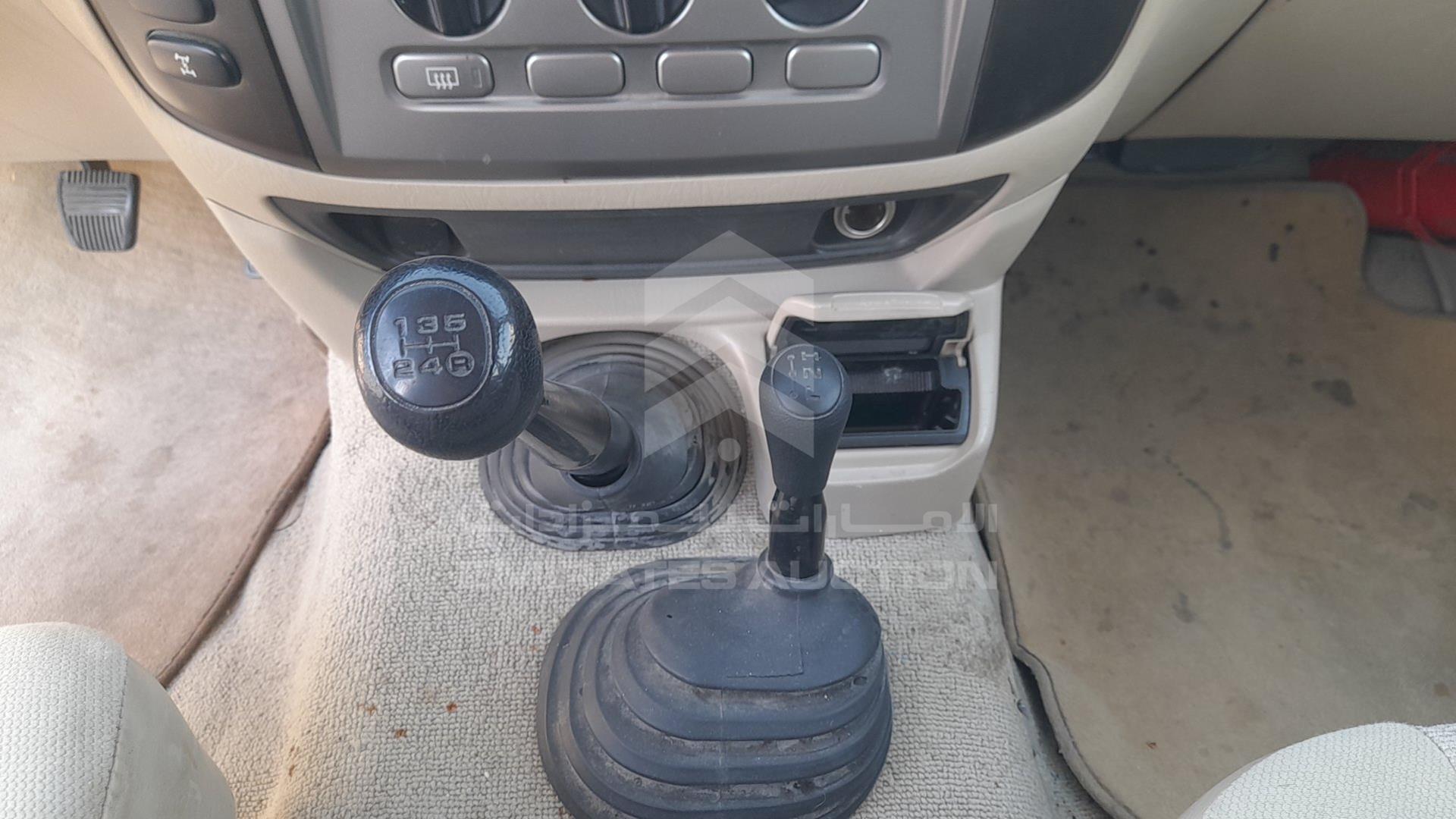 2007 TOYOTA LAND CRUISER VIN: JTGHJ09J977006847