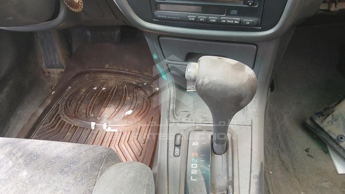 1997 Toyota Camry — Gear View — Photo 16