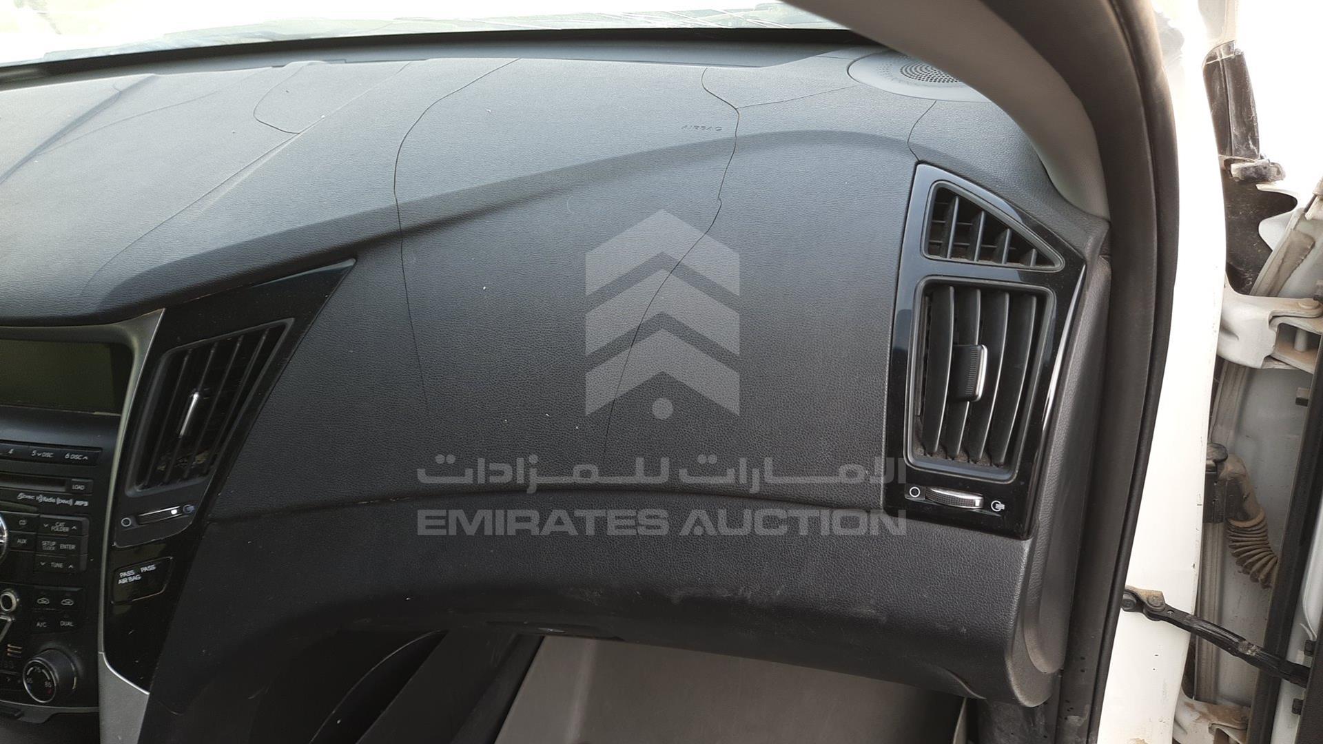 2011 HYUNDAI SONATA VIN: 5NPEC4AC5BH235044