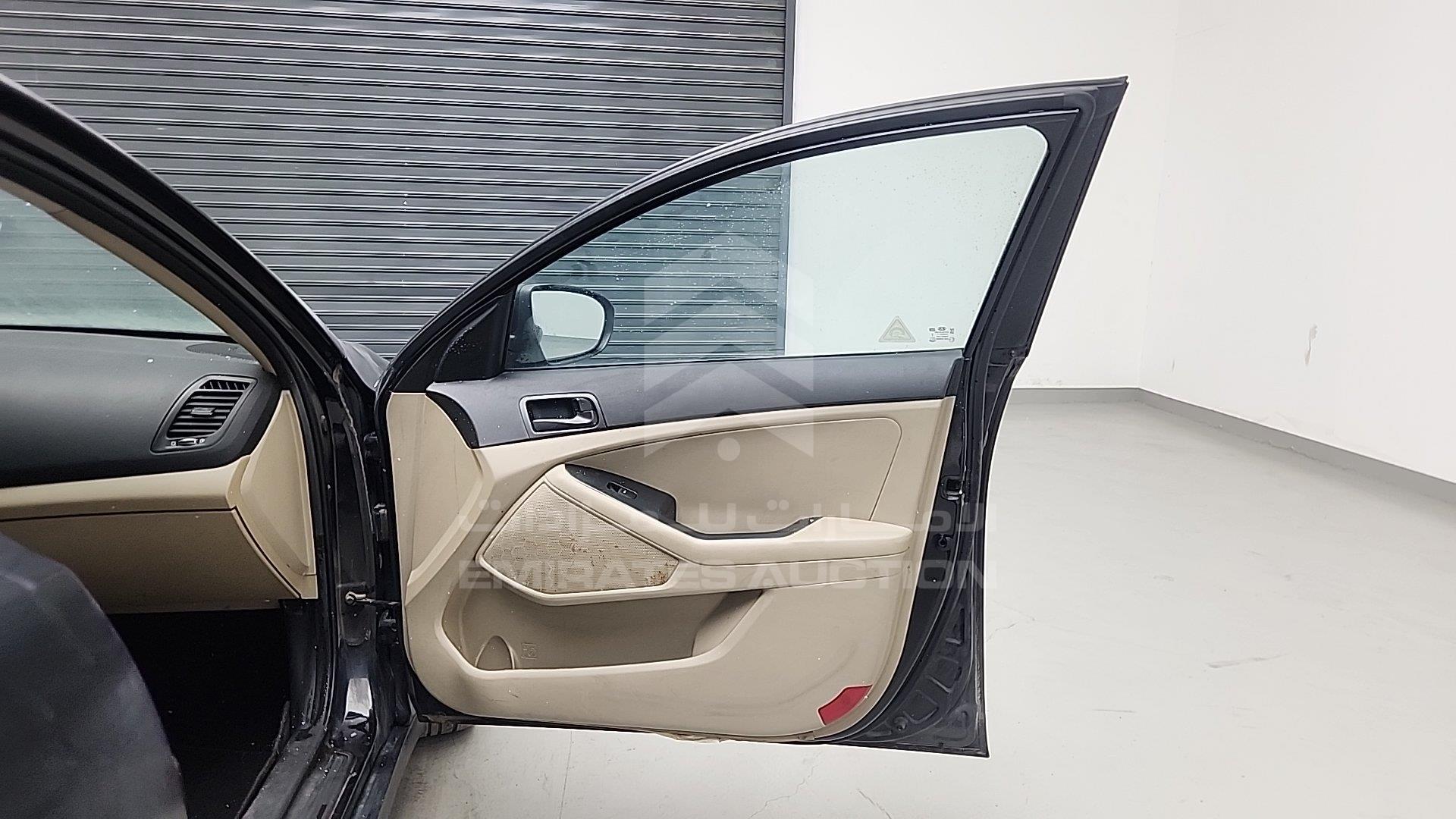 KNAGM4127F5534177 - 2015 Kia Optima - #504677