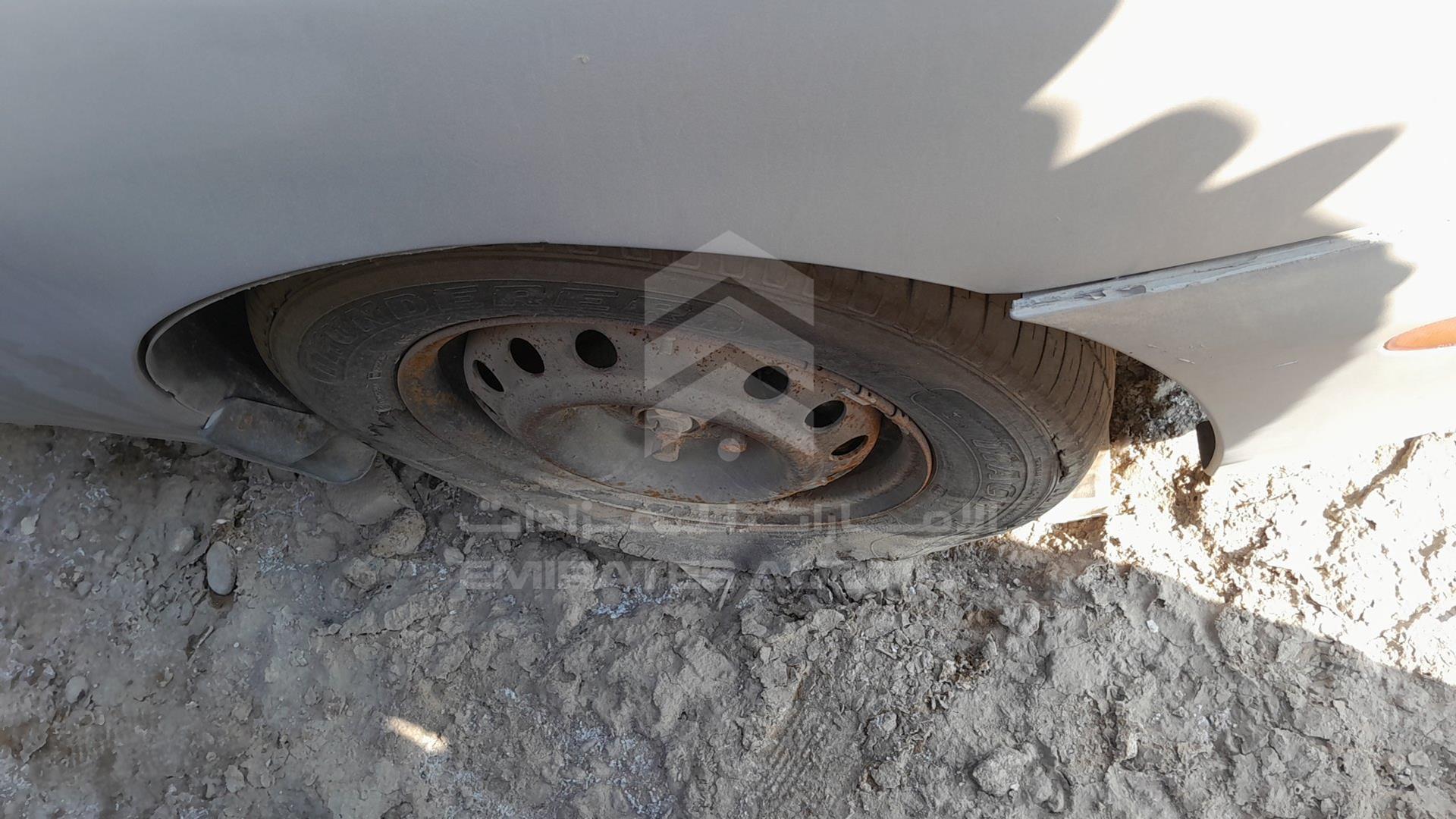 2000 DAEWOO LANOS VIN: KLATB2260YB507671