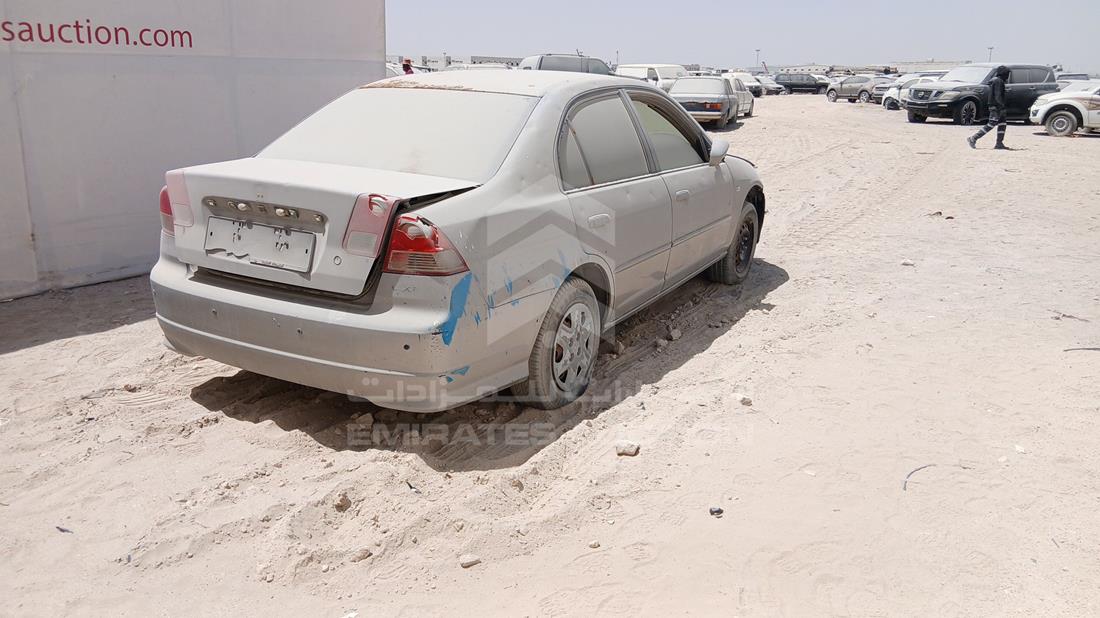 هوندا سيفيك 2005 — الزاوية الخلفية اليمنى — صورة 8