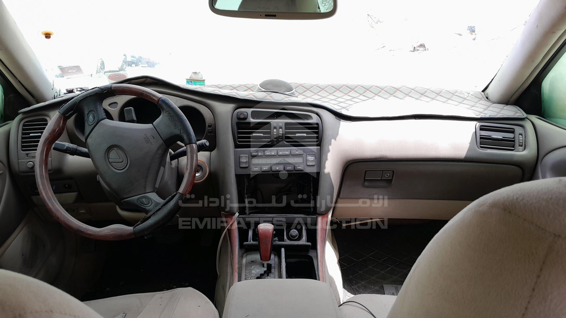 1998 LEXUS GS 430 VIN: JT8BH68X3W0011040