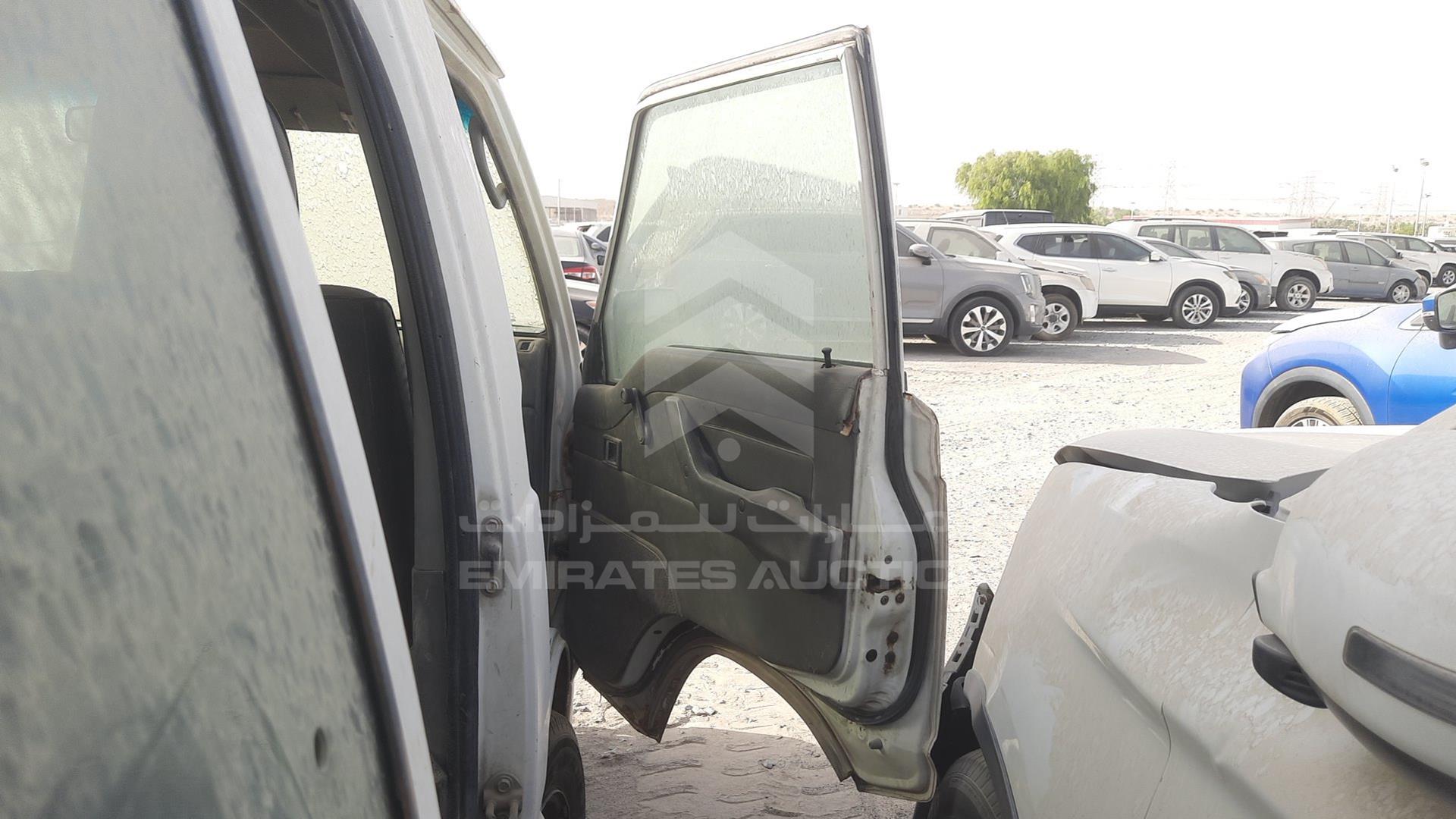 2013 MITSUBISHI L 300 VIN: JMYHNP13WDA701539