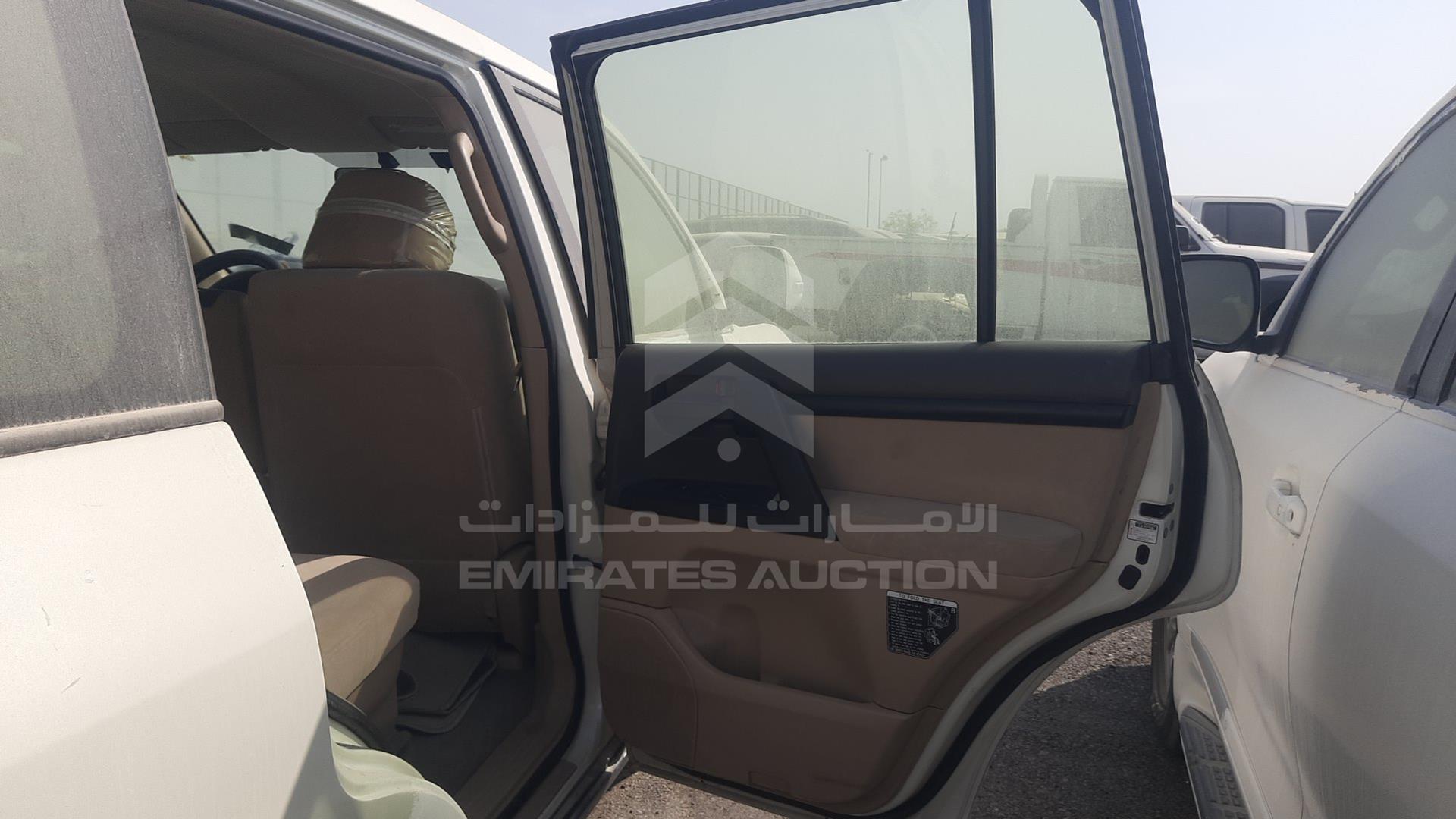 2013 TOYOTA LAND CRUISER VIN: JTMDU09J7D4064147