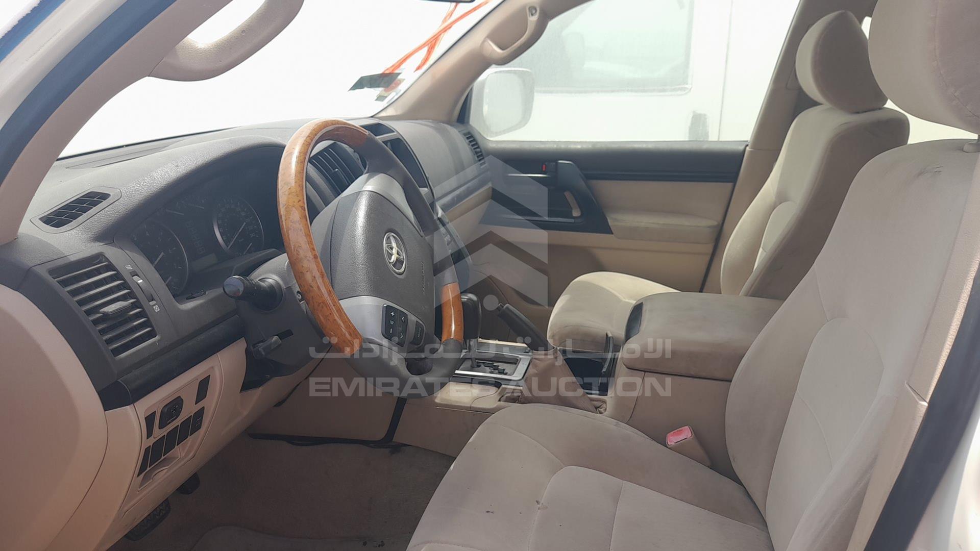 2013 TOYOTA LAND CRUISER VIN: JTMDU09J1D4063740