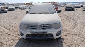 2012 Mitsubishi L 200 — Full Front View — Photo 1 — Thumbnail