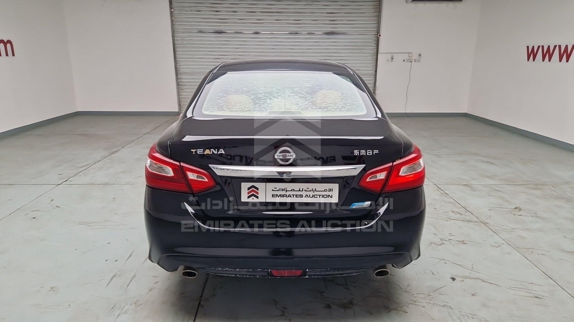 2017 NISSAN TEANA VIN: LGBF5AE05HR312437