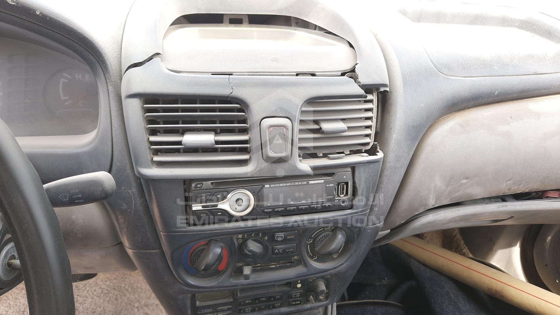 2001 NISSAN SUNNY VIN: JN1EN61S51W006064
