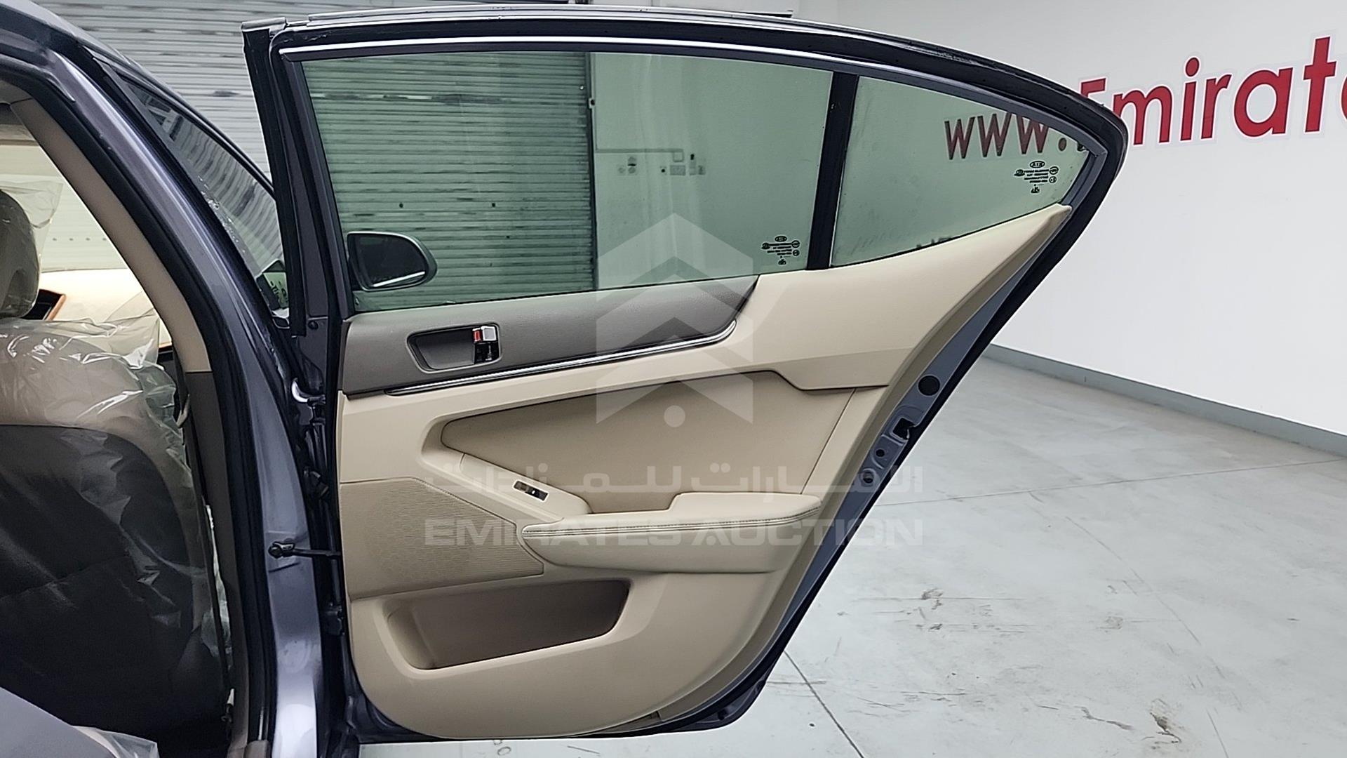 2011 KIA CADENZA VIN: KNALM4140B5028295