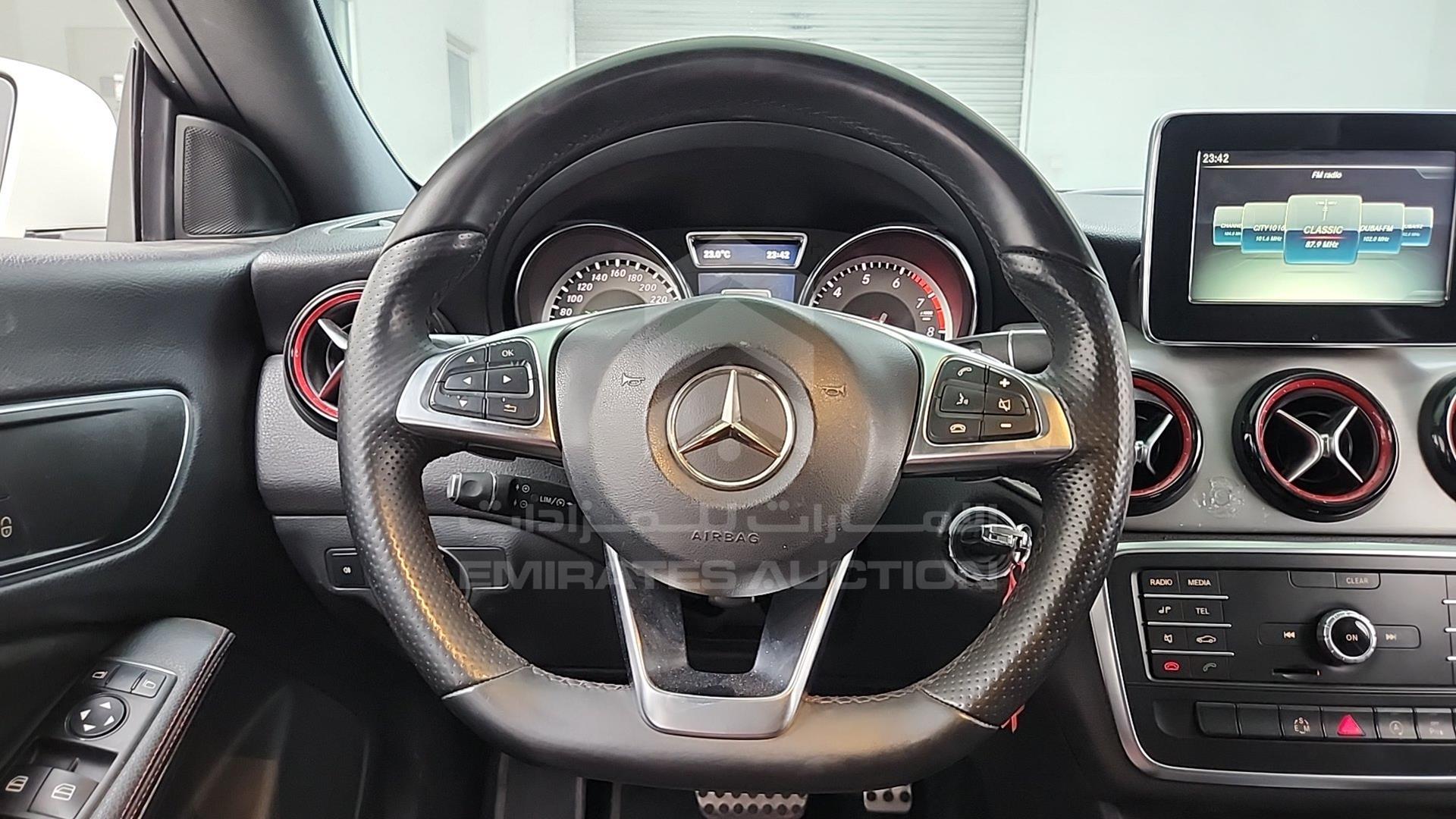 2015 MERCEDES CLA 250 VIN: WDDSJ4GB7FN183581