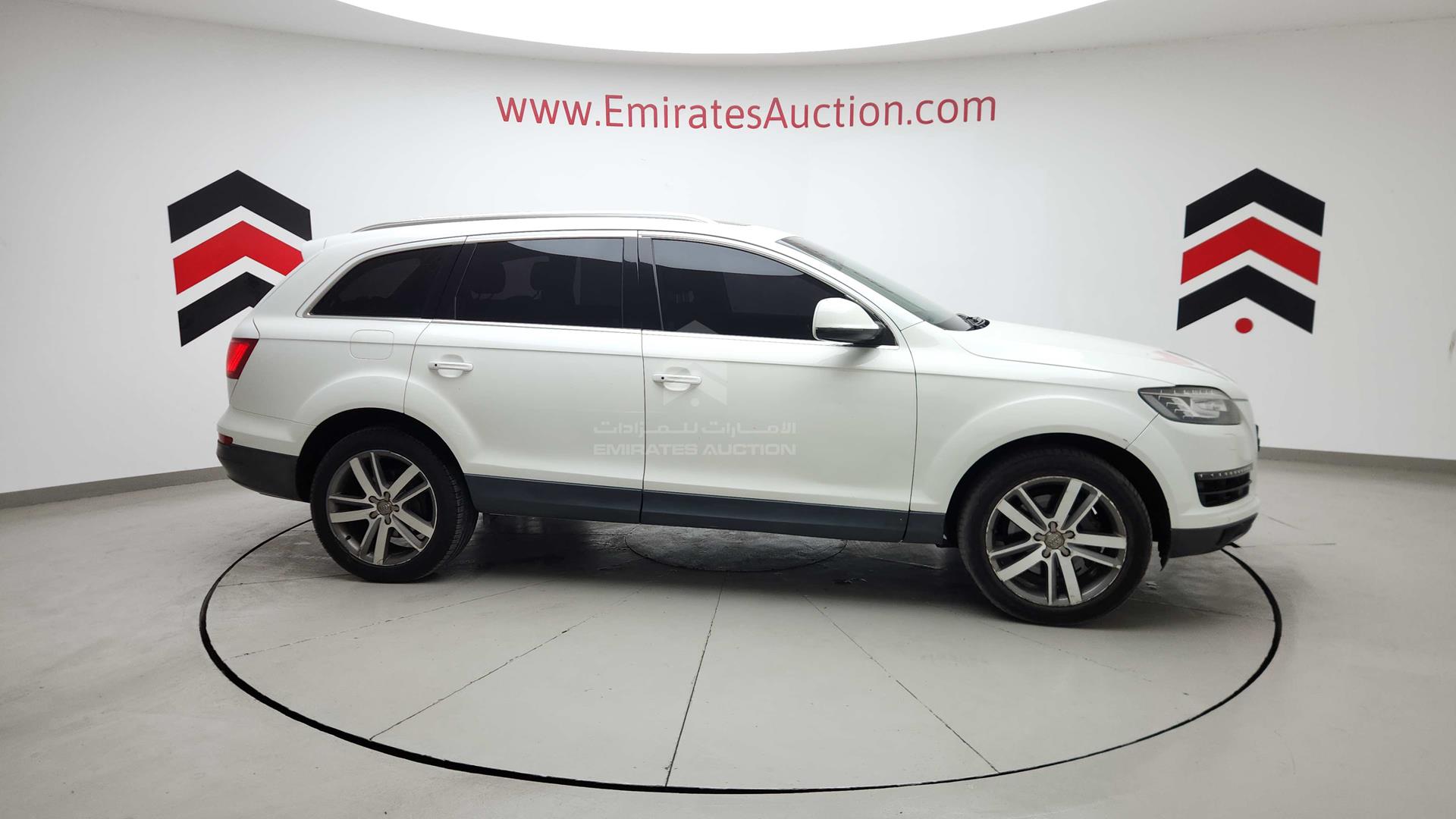 2011 AUDI Q7 VIN: WAUAGD4L6BD008768