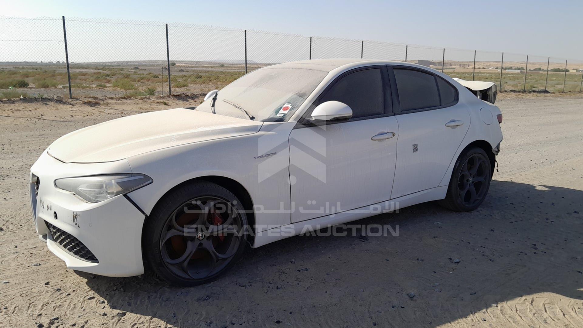 2019 ALFA ROMEO GIULIA VIN: ZAREAFDN8K7610465