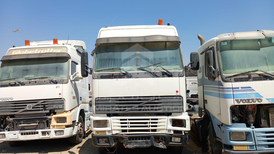 Volvo Truck Head for sale in UAE YV2A4B2AXTB164347 401985