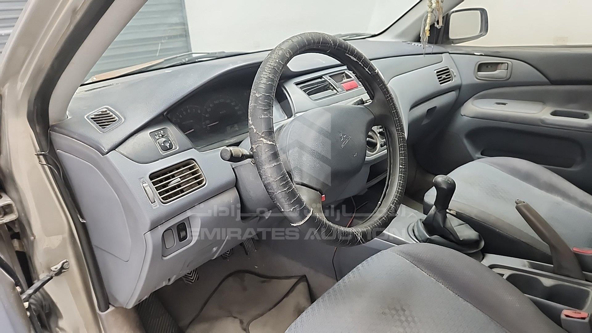 2002 MITSUBISHI LANCER VIN: JMYSNCS1A2U775608