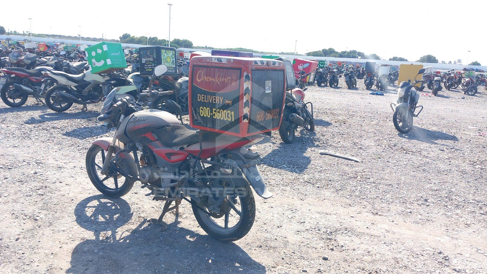 2015 BAJAJ 150 CC VIN: MD2A11CZ5FWF45423